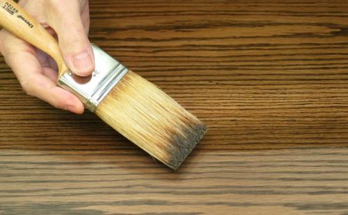 Как определить, какое покрытие наиболее бюджетное, но качественное для фанеры. Лаки для покрытия фанеры: зачем нужна лакировка и как правильно покрыть фанеру своими руками? Советы по выбору производителя