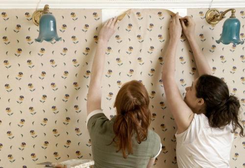 Подготовка стен под обои после старых. Подготовка стен к поклейке обоев: подробная инструкция с фото и описанием всех этапов