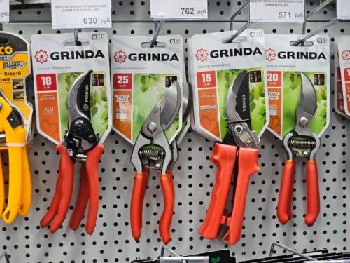 Какие инструменты и материалы нужны для создания сада своими руками. Какие инструменты понадобятся начинающему садоводу?