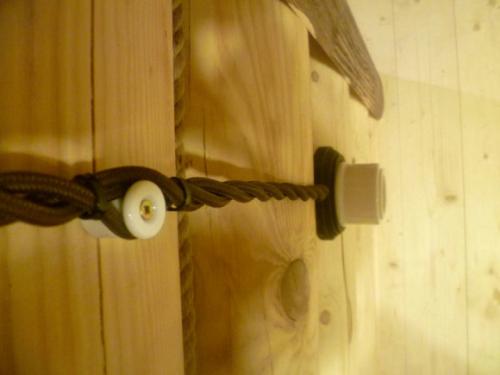 Электрика в доме из сруба. Внутренняя разводка