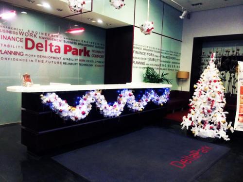 Как украсить стойку ресепшн к Новому году. Как украсить ресепшн к Новому году: фото вариантов оформления