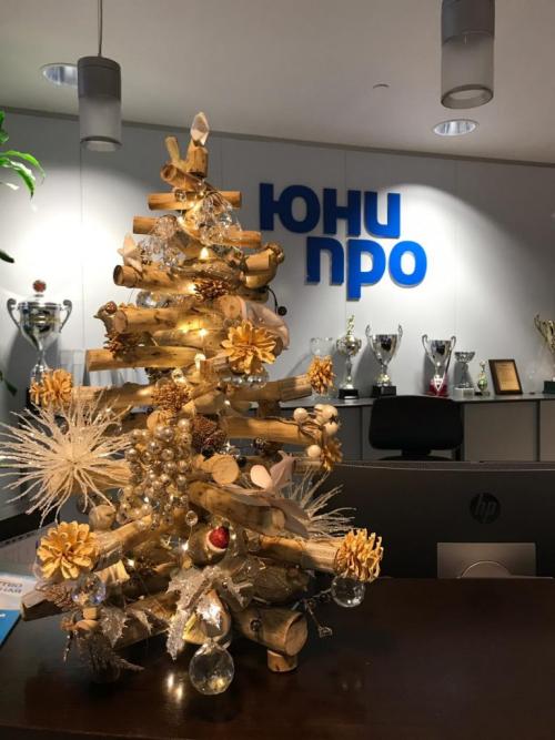 Как украсить офис из подручных материалов. Офис своими руками: как красиво и оригинально украсить его на Новый 2021 год