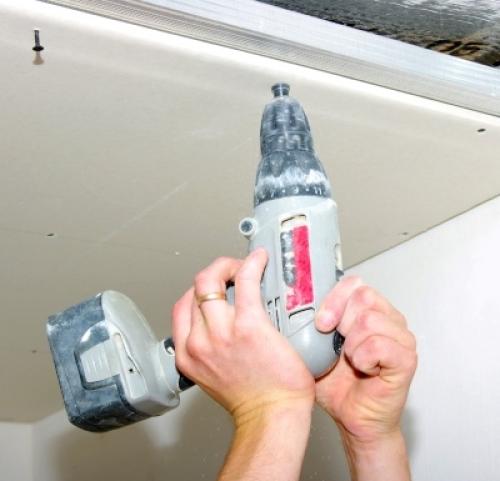 Пошаговая инструкция: как быстро и просто повесить карниз 03 Пошаговая инструкция: как быстро и просто повесить карниз 03