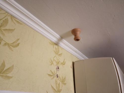 Как отремонтировать карниз для натяжного потолка, если он сломался. Карниз постоянно отваливается. Проблема решена