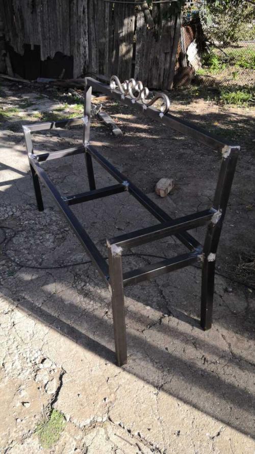 Скамейка из профильной трубы за 3 часа своими руками. Скамья из профтрубы своими руками   1