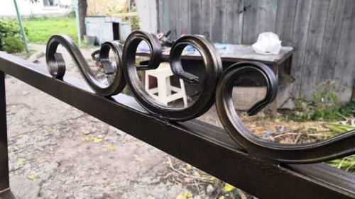 Скамейка из профильной трубы за 3 часа своими руками. Скамья из профтрубы своими руками   1