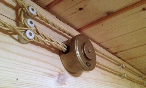 Какой провод выбрать для проводки в деревянном доме. Электропроводка в деревянном доме — подбор материалов и правила прокладки