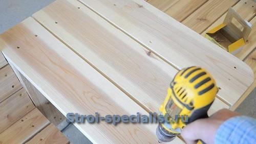 Какие дополнительные функции можно добавить в лавку со столиком для большего удобства. Садовая скамейка со столиком своими руками