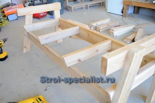 Какие дополнительные функции можно добавить в лавку со столиком для большего удобства. Садовая скамейка со столиком своими руками