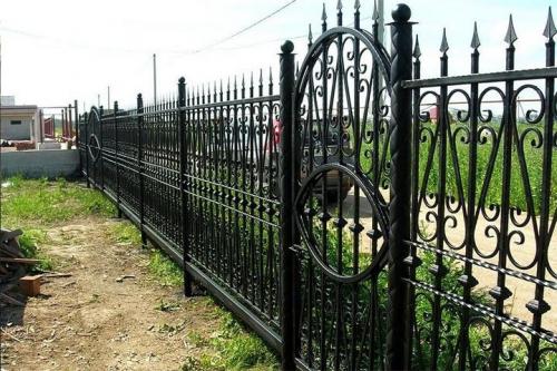 Доступные и стильные скамейки из профильной трубы: делаем своими руками 03